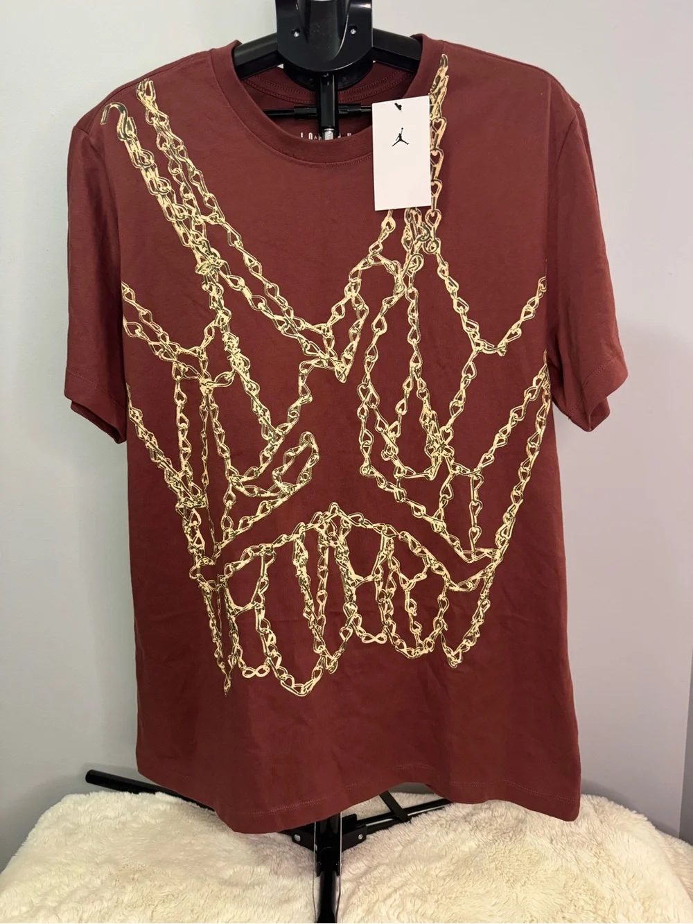 Jordan Short Sleeve Tee with Gold Chain Graphic